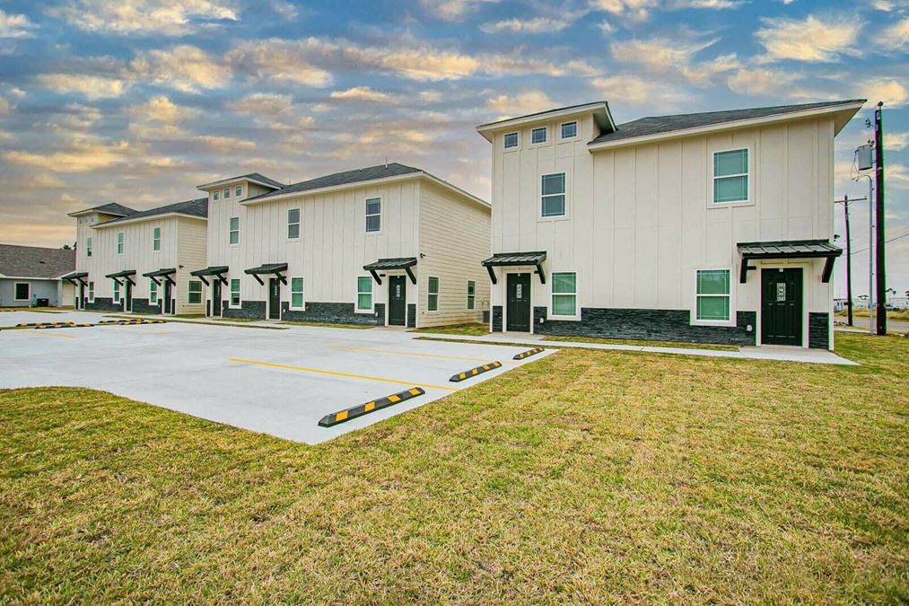 405 Lion's Villa Avenue