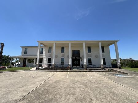 Photo of commercial space at 770 Marina Bay Drive in Kemah