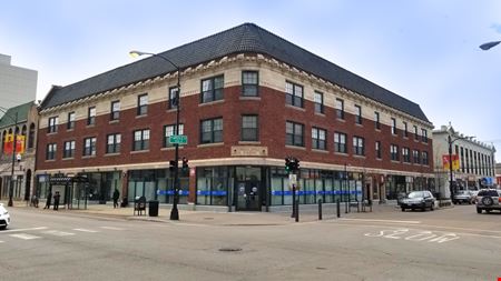 Office space for Rent at 4956 North Sheridan Road in Chicago