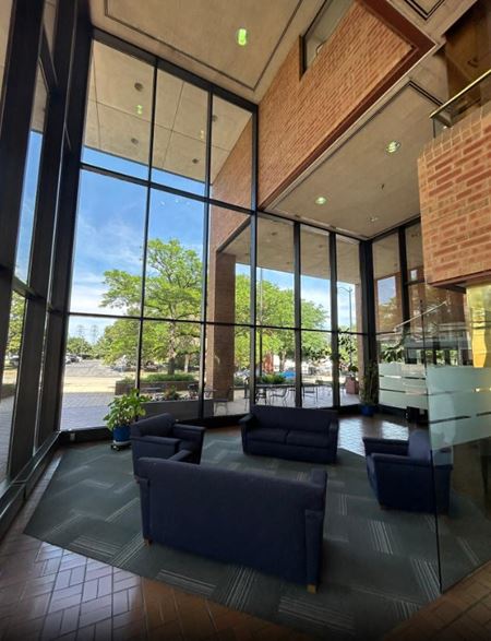 Photo of commercial space at 8831-8833 Gross Point Road in Skokie