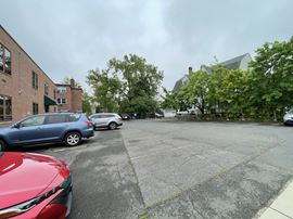 609 Farmington Ave