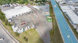 Warehouse & Outdoor Storage on US-92