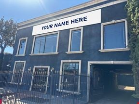 941 N La Cienega Blvd