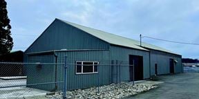 Large Industrial Warehouse w/Yard