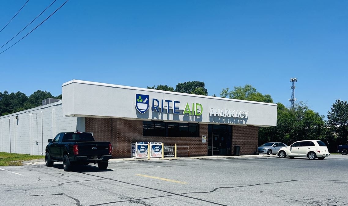 Versatile & Freestanding Retail/Flex Space