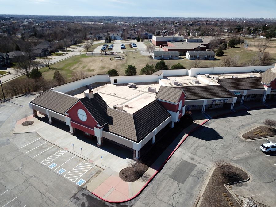 17819 Pierce St - Spring Ridge Plaza