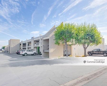 Industrial space for Rent at 2100 South Grand Avenue in Santa Ana