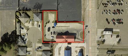 Retail space for Sale at 4311 North State Line Avenue in Texarkana