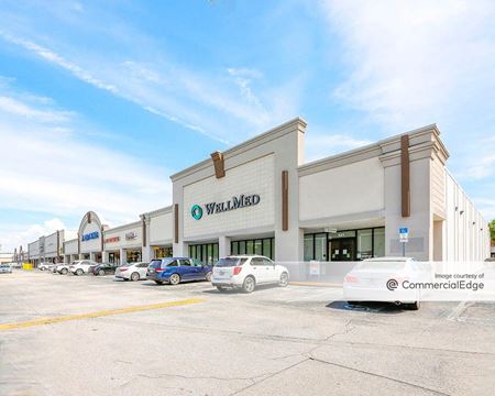 Photo of commercial space at 459 West Brandon Blvd in Brandon