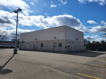 Photo of commercial space at 6812 Sawmill Rd in Columbus