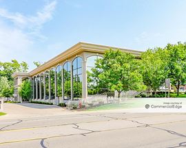 21 East Long Lake Road