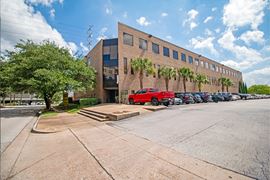 4101 Greenbriar Dr