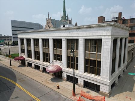 Commercial space for Sale at 610 West Congress Street in Detroit