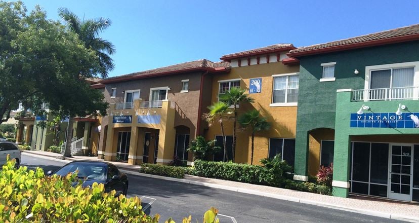 Delray Commercial Center