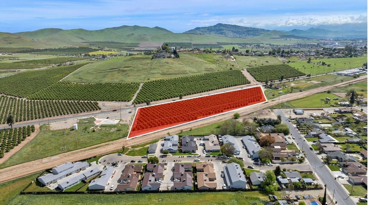±4.88 Acres of Vacant Residential Land in Porterville, CA