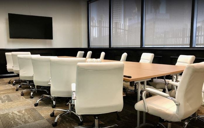 W Suites LLC - W Suites @ 1001 Wilshire