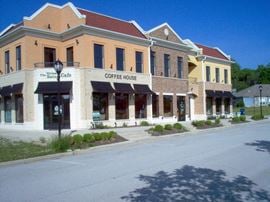 9,759± SF Mixed-Use Commercial Building