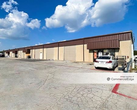 Industrial space for Rent at 801 Secretary Dr in Arlington