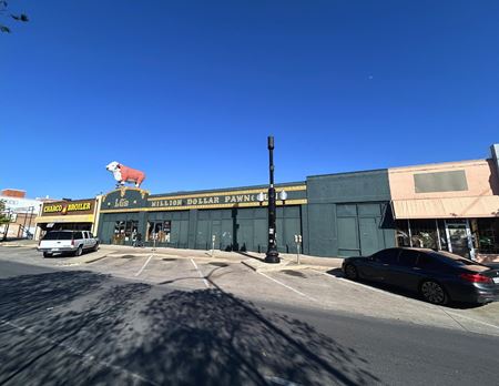 Retail space for Rent at 401-413 W Jefferson Blvd in Dallas