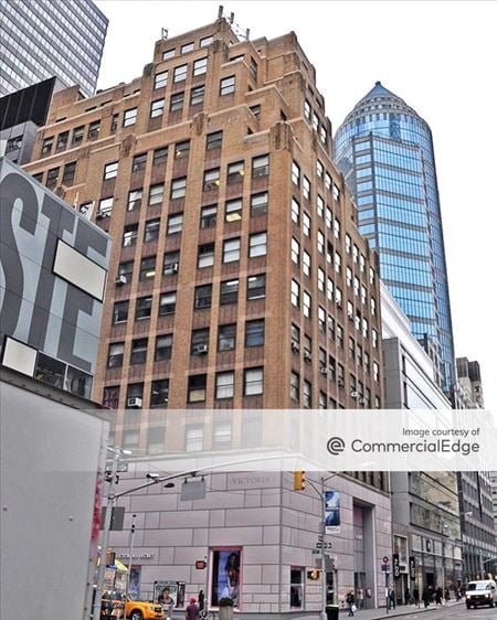 Office space for Rent at 133 East 58th Street in New York