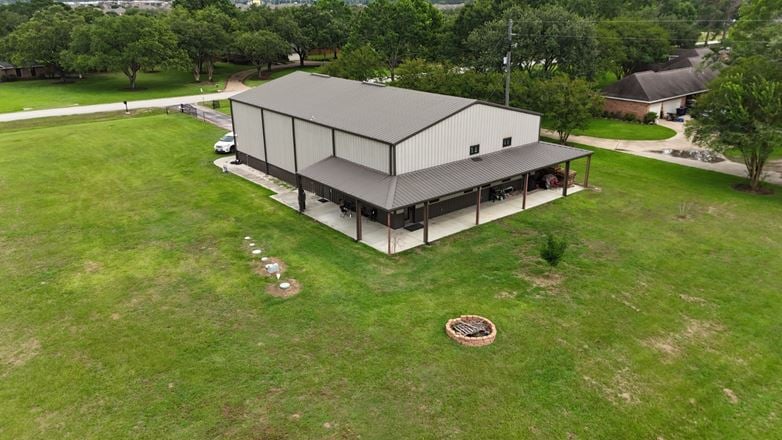 10711 Hidden Lake Ln