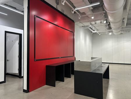 2055     Space Photo Gallery 6