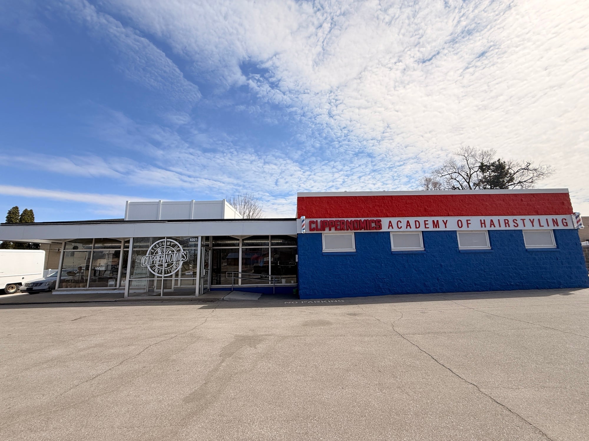 6007 Southwest 9Th St, Des Moines, IA 50315