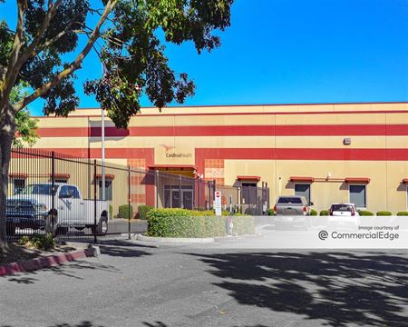Industrial space for Rent at 3238 Dwight Road in Elk Grove