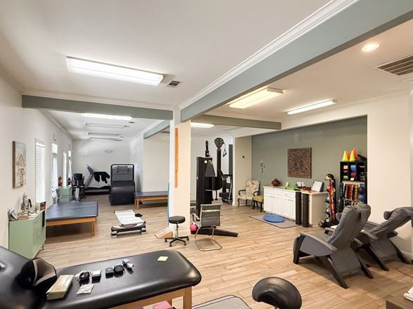 Office Suite Off Walker S Commercial Corridor