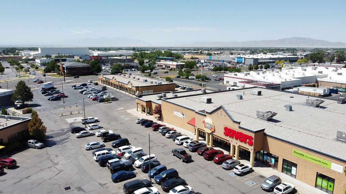 Prime Inline Retail Space in Layton