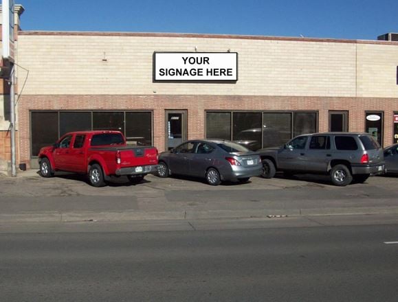 8001-8007 W Colfax