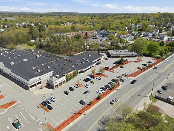 Nashua, NH - 300 Main Street Marketplace