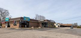 Strip Plaza | Premier Commercial Property in Coastal Narragansett