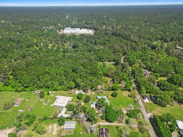 Spacious 9 Acre Tract in Magnolia, TX – Ideal for Residential, Commercial or Investment