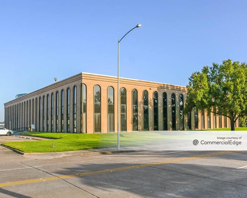Gemini Building 1002 Gemini Street Office Building