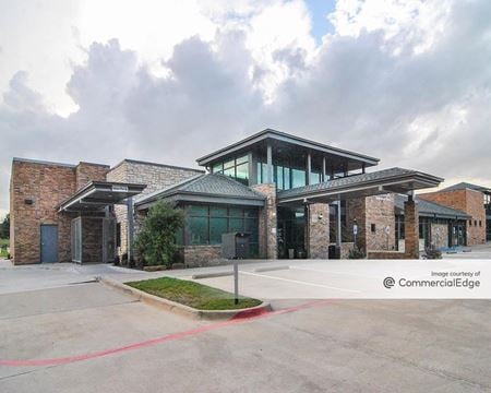 Commercial space for Rent at 4601 Old Shepard Place in Plano