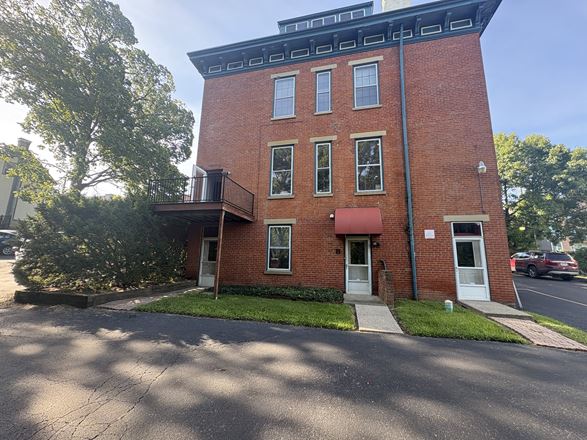 114 Wellington Pl