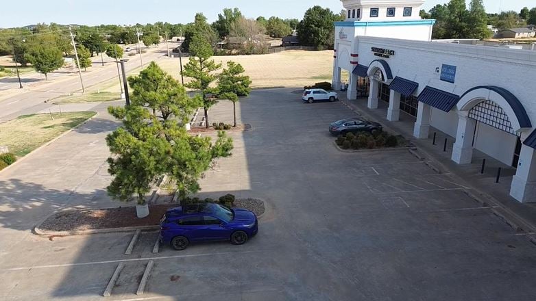 The Piazza Shops