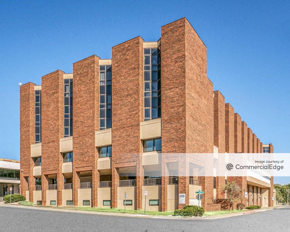 Ennovation Center - 201 North Forest Avenue