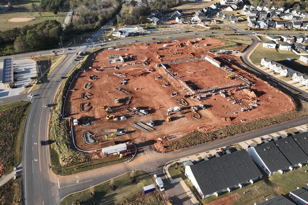 Publix-anchored Shopping Center