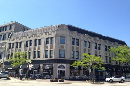 1866 Sheridan Rd, Highland Park, IL