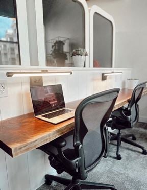 Cloudport CoWorking MultiSpace - Cloudport Coworking - Middle