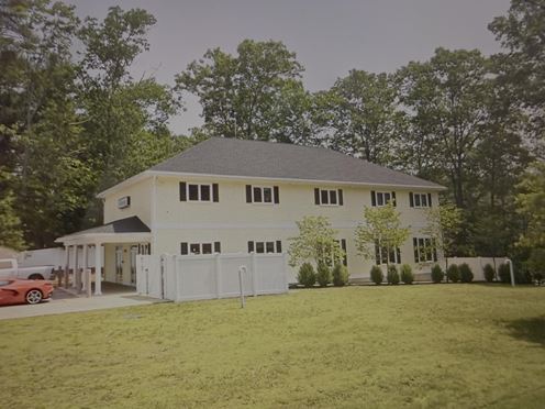 Multi-use commercial Building