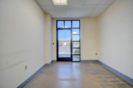 2420 Midtown Pl NE