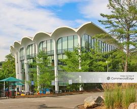 High Ridge Park Corporate Center - 4 High Ridge Park