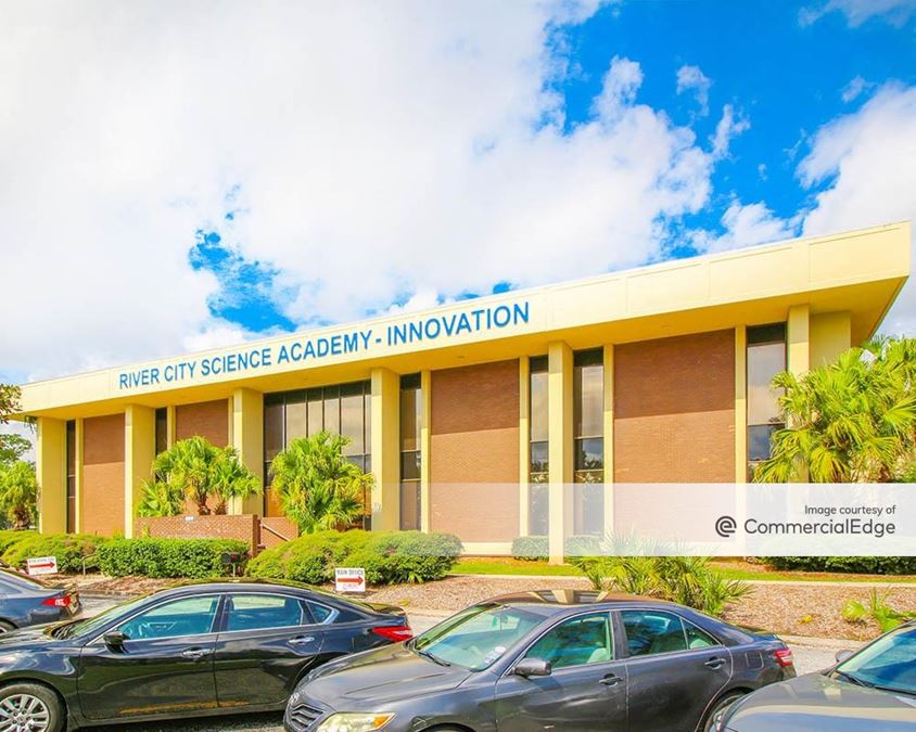 Deerwood Commerce Center