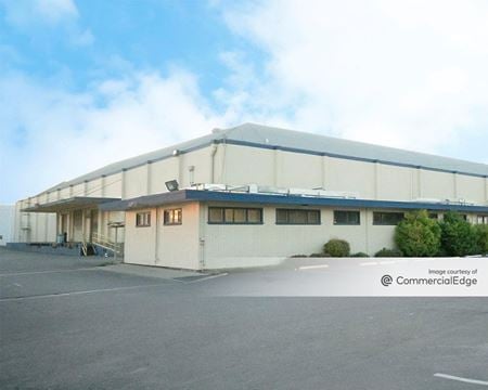 Photo of commercial space at 615 North King Road in San Jose