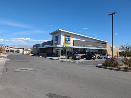 Retail space for Sale at Cesar Chavez & Avenue 50 in Coachella