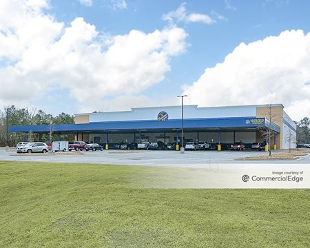 Retail space for Rent at 4220 South Lee Street in Buford