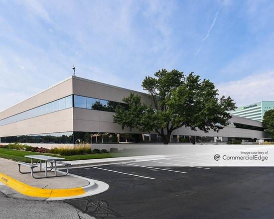 Farnam Tech Center
